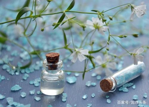 美妆产品销量开始逐渐恢复 唯品会股价大涨近